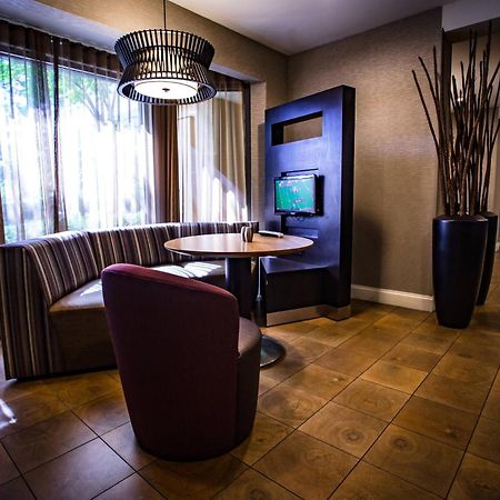คอร์ตยาร์ด เมมฟิส อีสท์/บิล มอร์ริส พาร์คเวย์ Hotel ภายนอก รูปภาพ
