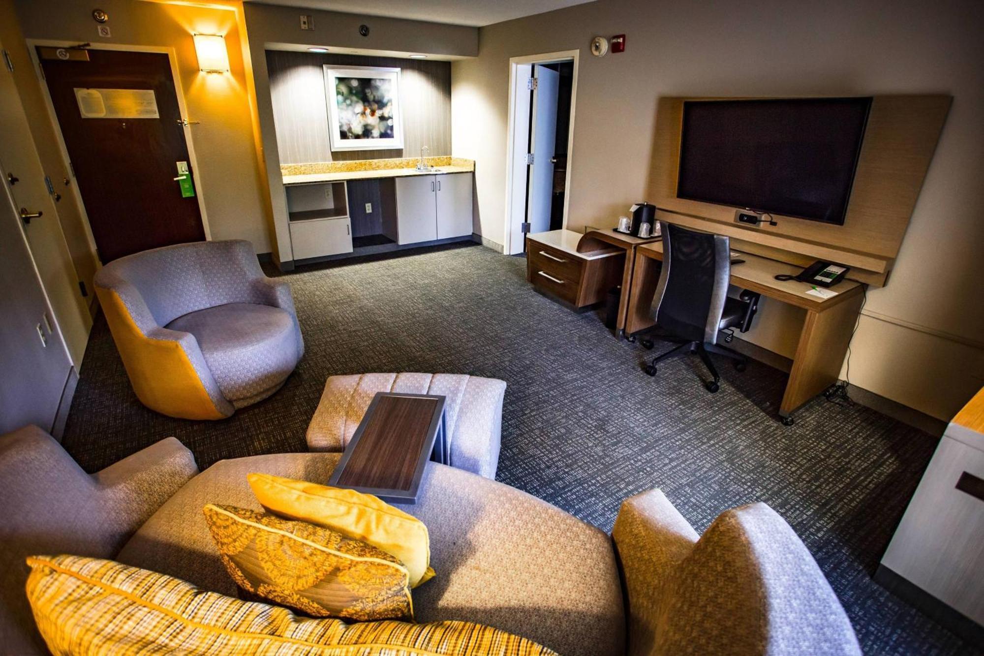 คอร์ตยาร์ด เมมฟิส อีสท์/บิล มอร์ริส พาร์คเวย์ Hotel ภายนอก รูปภาพ
