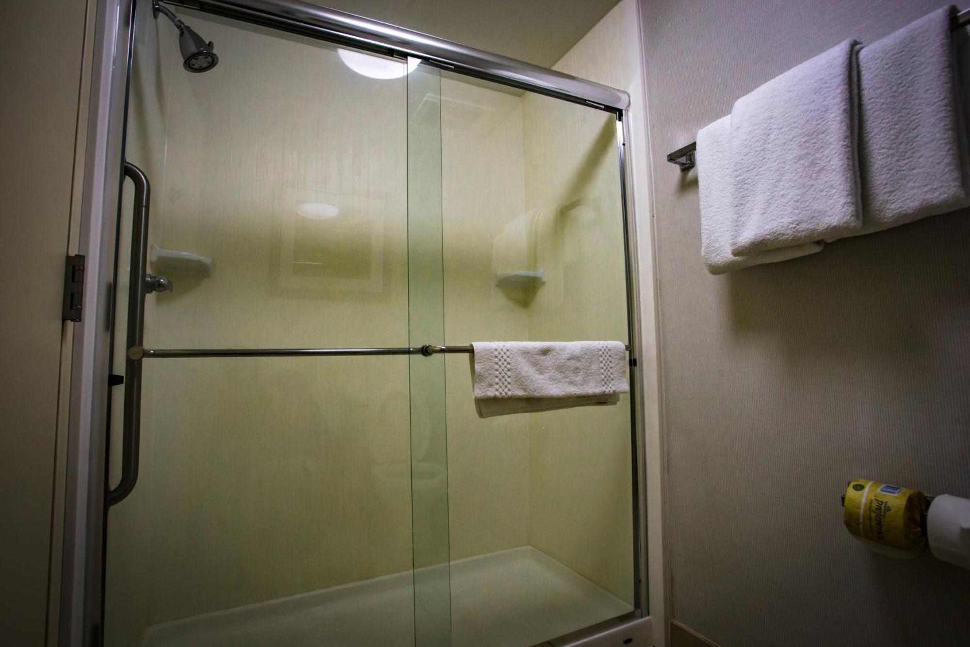 คอร์ตยาร์ด เมมฟิส อีสท์/บิล มอร์ริส พาร์คเวย์ Hotel ภายนอก รูปภาพ